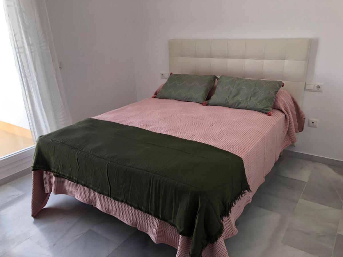 Atico 1 Dormitorio Con Terraza En Calle Vicente Aleixandre Cádiz Exterior foto