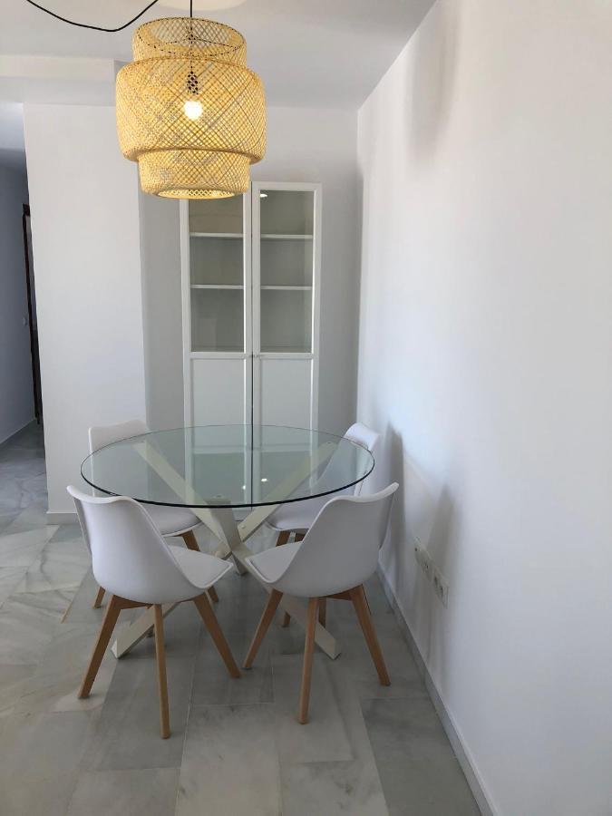 Atico 1 Dormitorio Con Terraza En Calle Vicente Aleixandre Cádiz Exterior foto